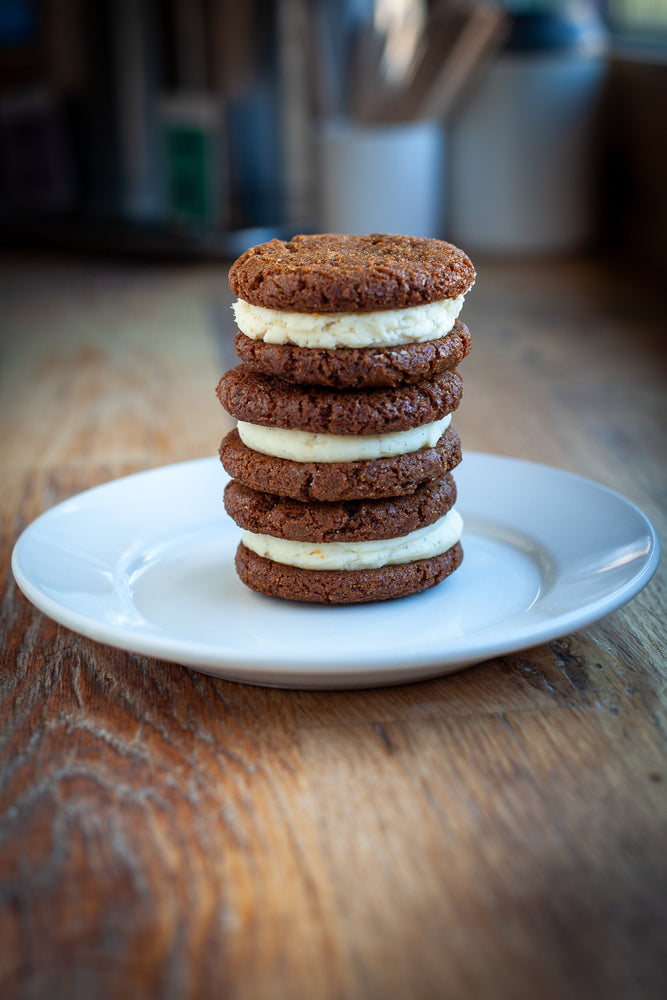Ginger Snap Sandwich Cookie